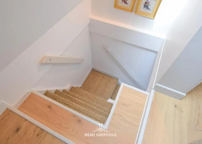 Biloba - Sea View And Access 10 People Villa