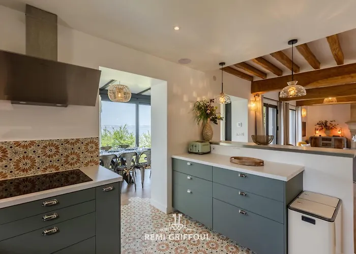 Biloba - Sea View And Access 10 People *