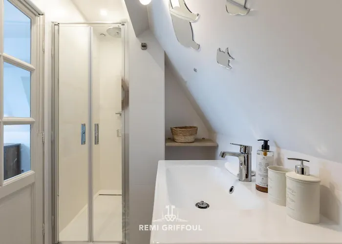 빌라 Biloba - Sea View And Access 10 People